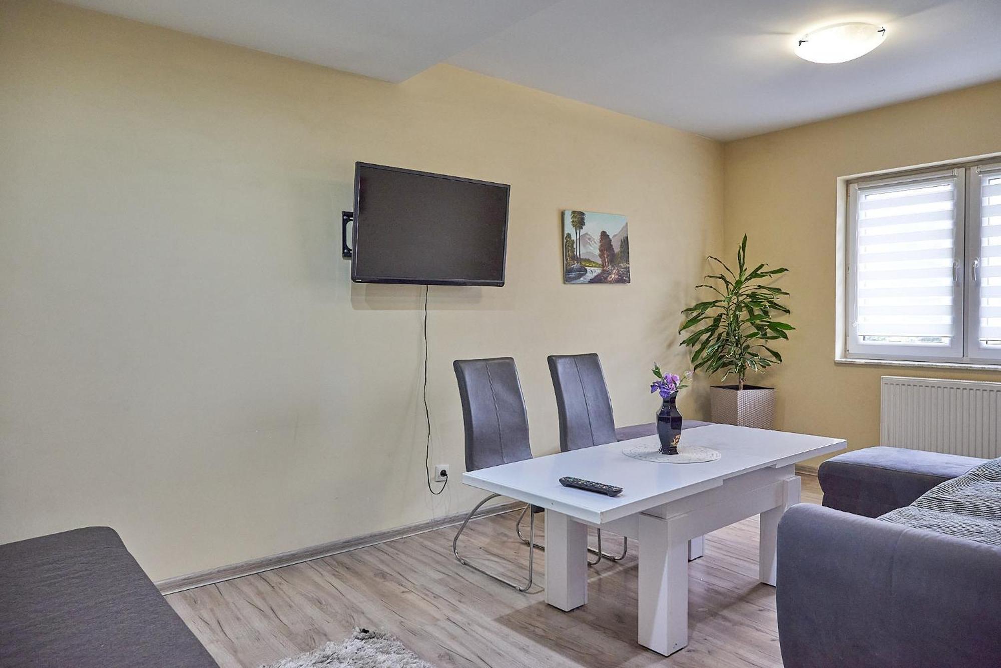 Waldi Apartament Cieplice يلينيا غورا المظهر الخارجي الصورة